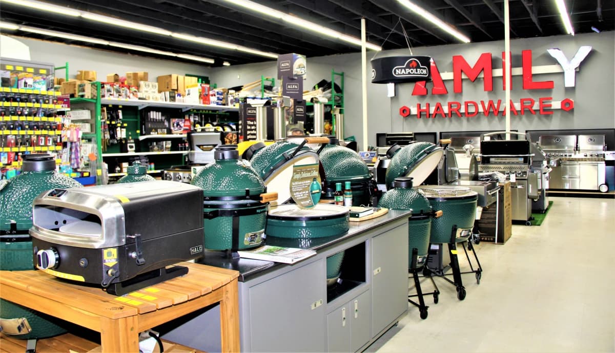 Family Hardware McGregor Location