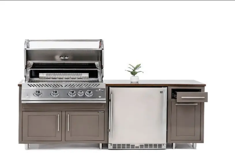 Coastal 76 Grill & Refrigerator Island